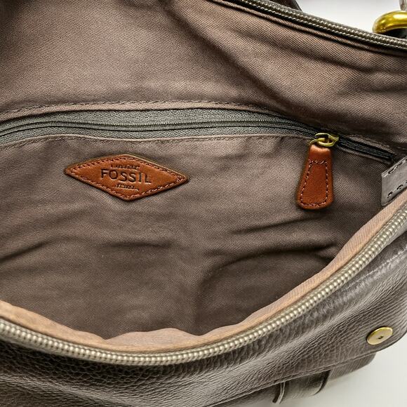 Fossil Morgan Traveler Crossbody Bag - Picture 9 of 11